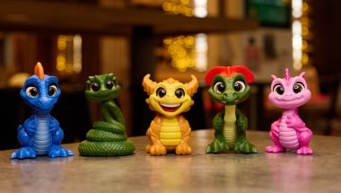 Магия в руках: во «Вкусно — и точка» появится новая коллекция Кидз Кимбо с разноцветными дракончиками