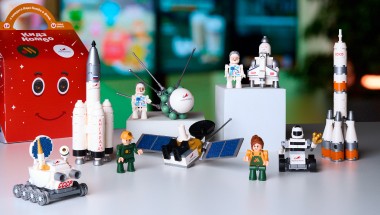 Собери свой космос: «Вкусно — и точка» запускает новую коллекцию Кидз Комбо совместно с Роскосмосом